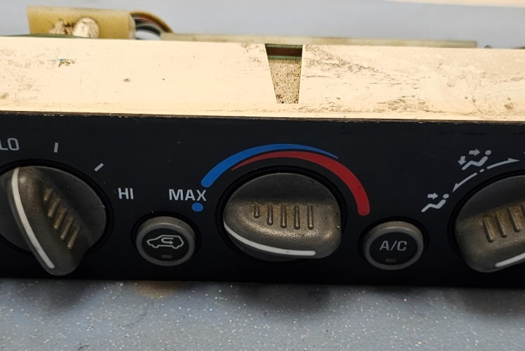 🔥96-00 Chevy C/K Yukon Dash A/C AC Heater Climate Temperature Control Black