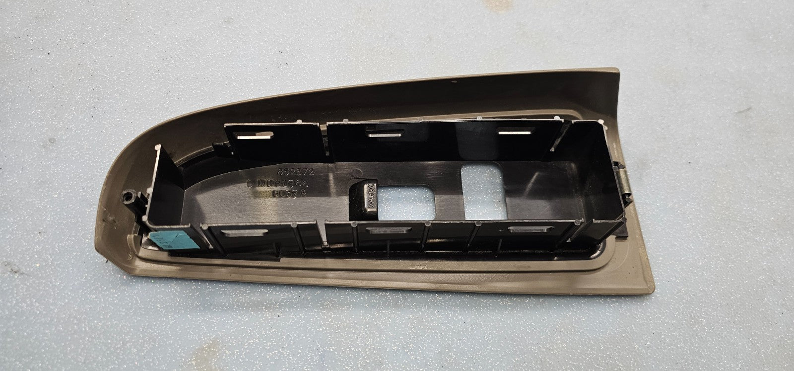 🔥03-06 Silverado SIERRA Door Window Switch FRONT RIGHT Passenger TAN/Black