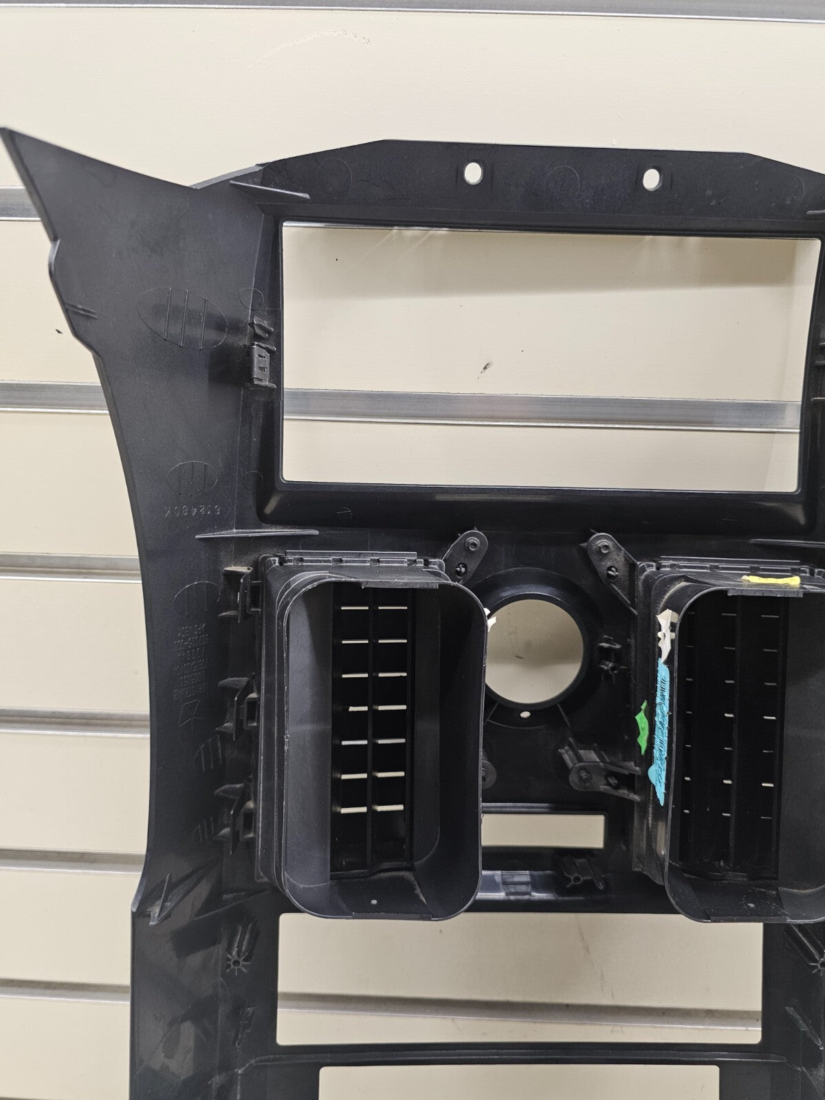 08-10 Grand Caravan Town Country Dash AM FM Radio Stereo Trim Bezel Panel Black