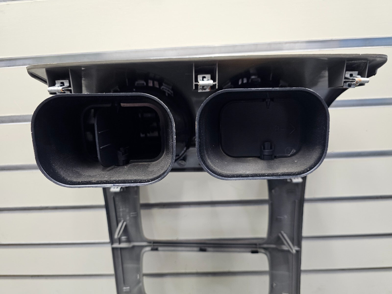 03-08 ENVOY XL FRONT RADIO DASH SURROUND BEZEL TRIM PANEL CLIMATE WOODGRAIN B45