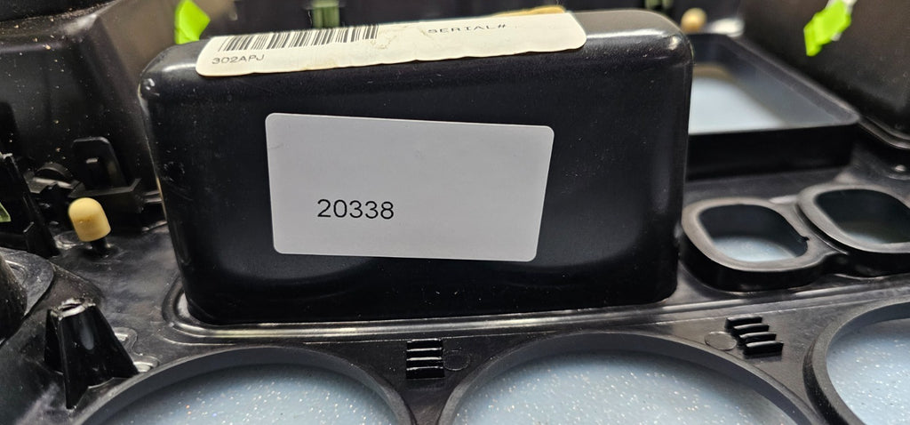 🔥2001-2007 FORD ESCAPE CENTER DASH RADIO A/C CLIMATE TRIM BEZEL BLACK OEM