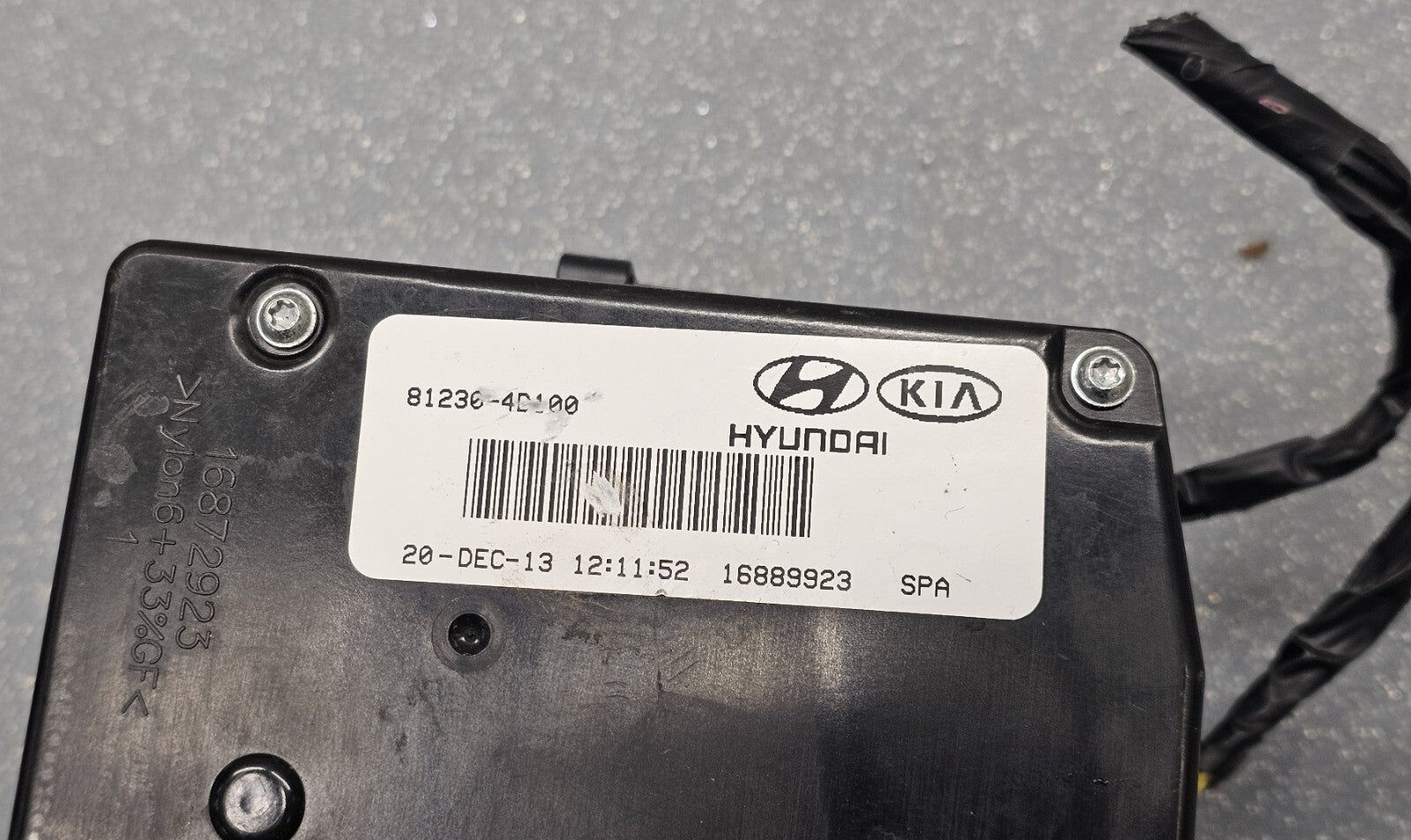 🔥06-14 Kia Sedona Entourage OEM Liftgate Tailgate Latch Lock Release Actuator