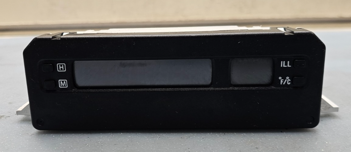 🔥05-07 Suzuki Aerio Dash Clock Information Temperature Screen Display Black OEM