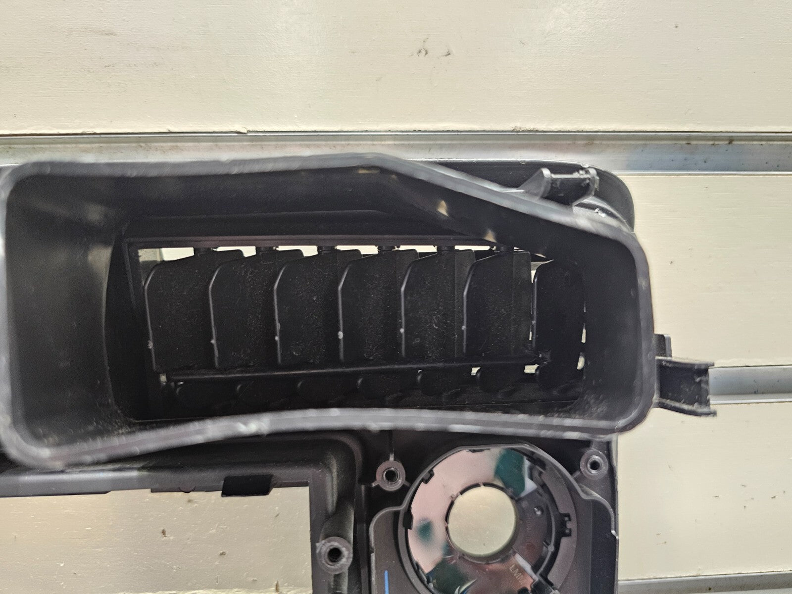 01-05 HONDA CIVIC DASH AM FM RADIO DISPLAY BEZEL CLIMATE CONTROL ASSEMBLY BLACK