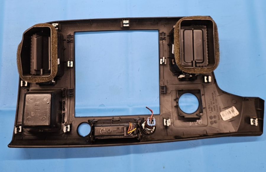 🔥07-14 Silverado SIERRA Center Dash Radio Bezel AC Climate Trim Panel Black B6