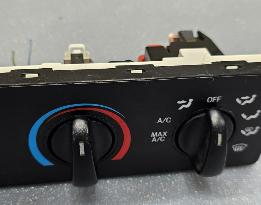 03-11 RANGER EXPLORER DASH HEATER CLIMATE CONTROL TEMPERATURE UNIT CONDITIONING
