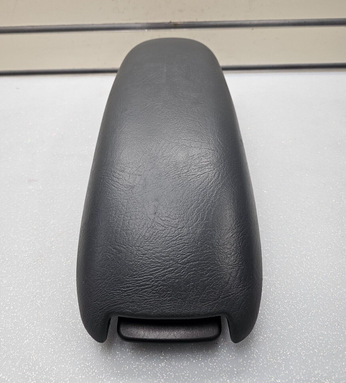 98-04 Chevy BLAZER S10 JIMMY SONOMA Center Console Armrest Cover Lid GRAPHITE L7