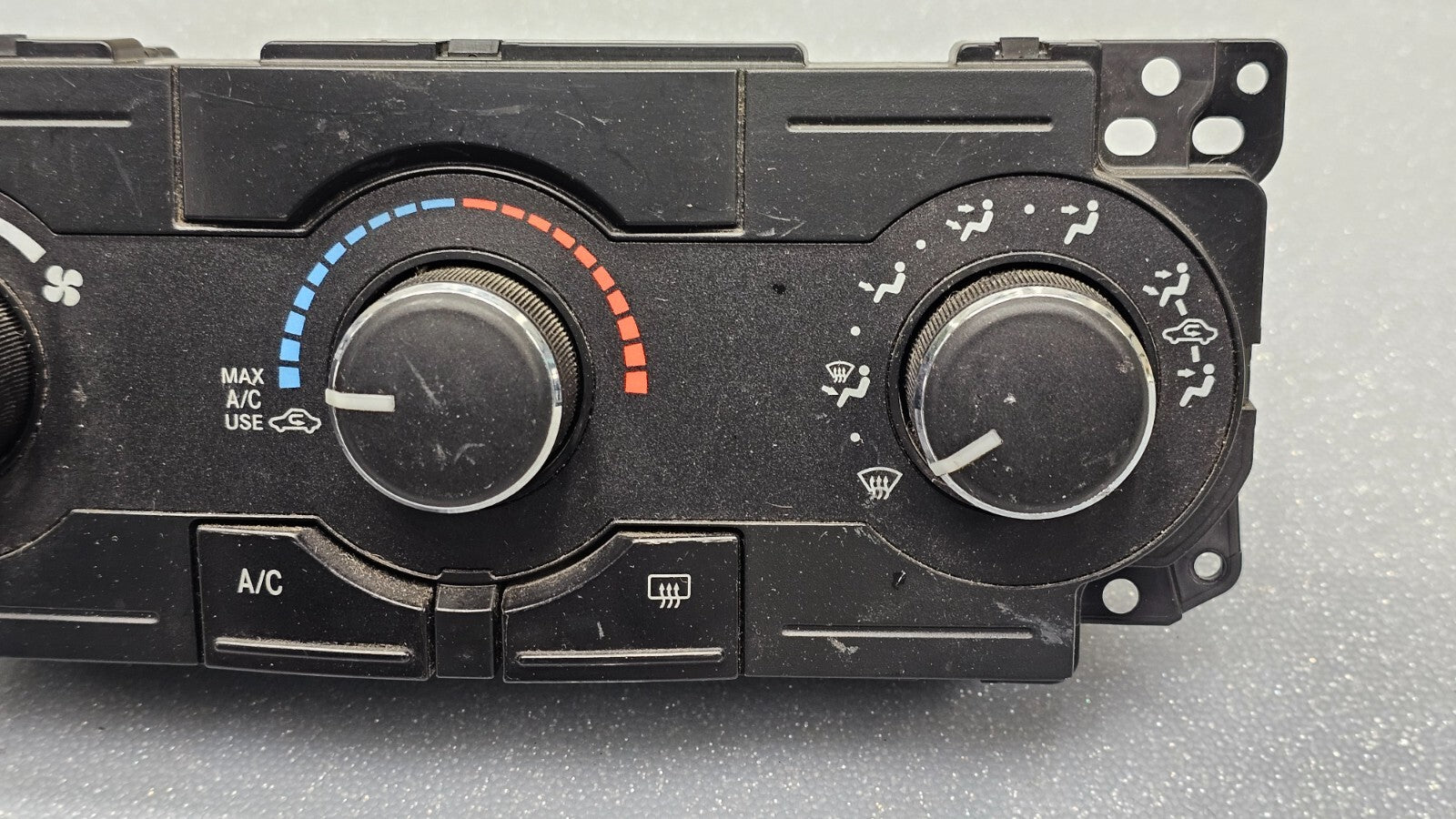 🔥05-07 Grand Cherokee Commander Dash AC Heater Temperature Climate Control Unit