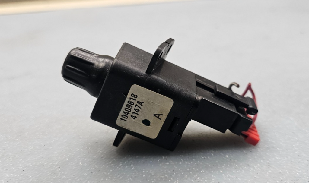 🔥04-08 GRAND PRIX DASH INSTRUMENT PANEL DIMMER LIGHT SWITCH CONTROL BLACK