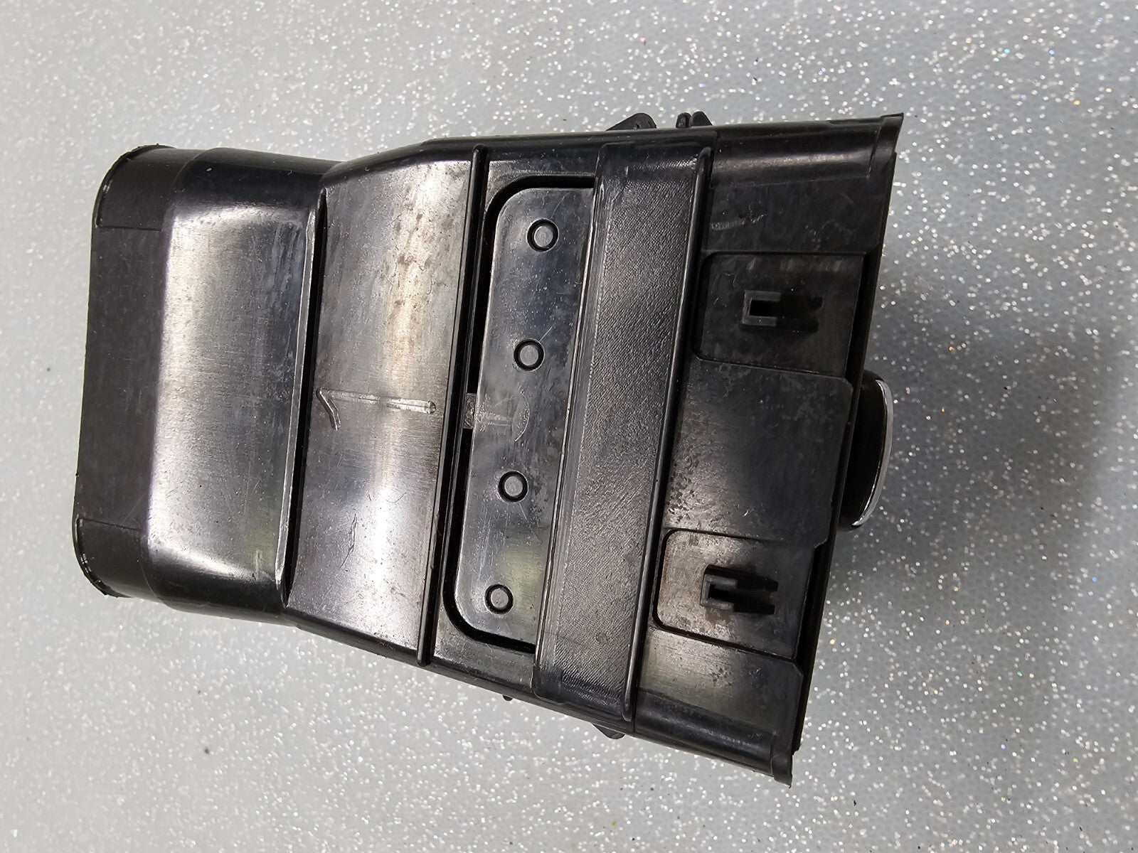🔥2004-2012 Chevy Colorado GMC Canyon Dash Outer Air Vent LH Driver Side BLACK
