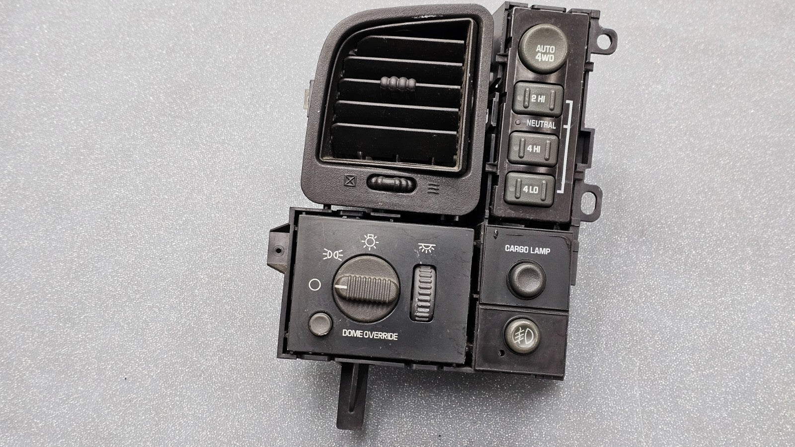 🔥99-06 Chevy Silverado Sierra Headlight Switch left Driver Air Vent Black HS19