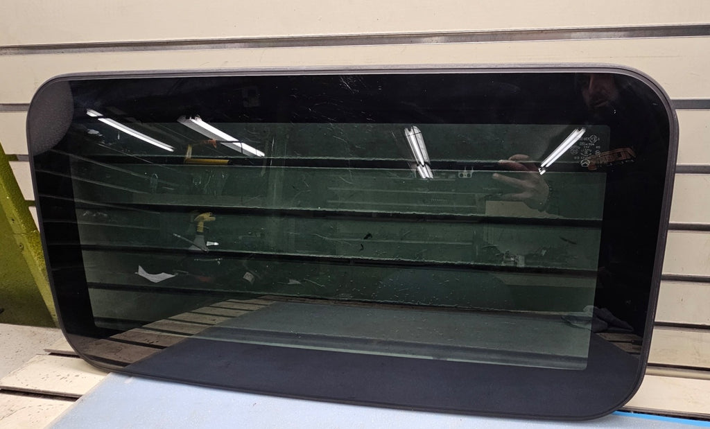 10-18 MAZDA 3 SUNROOF SUN ROOF GLASS PANEL assembly moon Roof