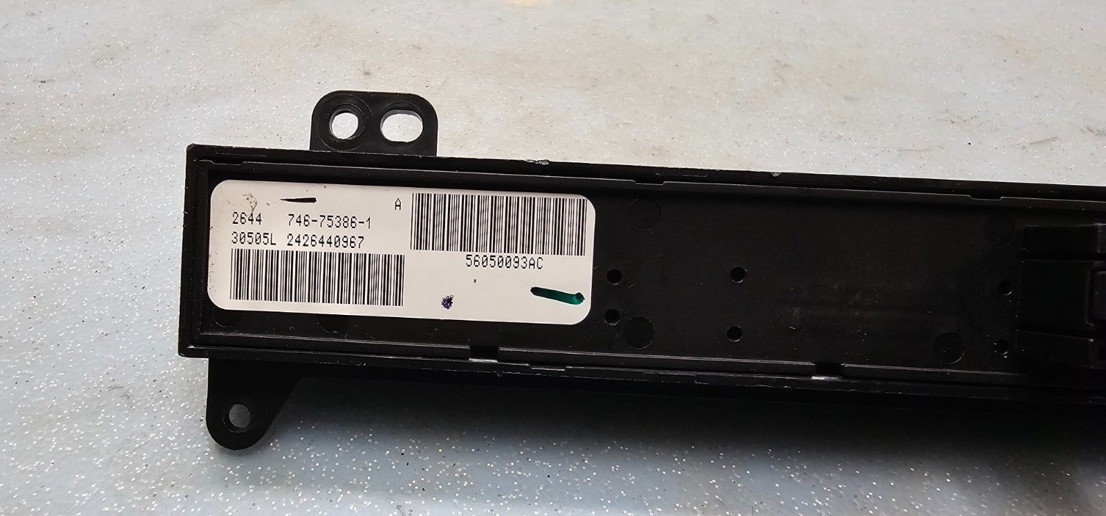 🔥05-06 Grand Cherokee Commander Information Switch Control Instrument Panel