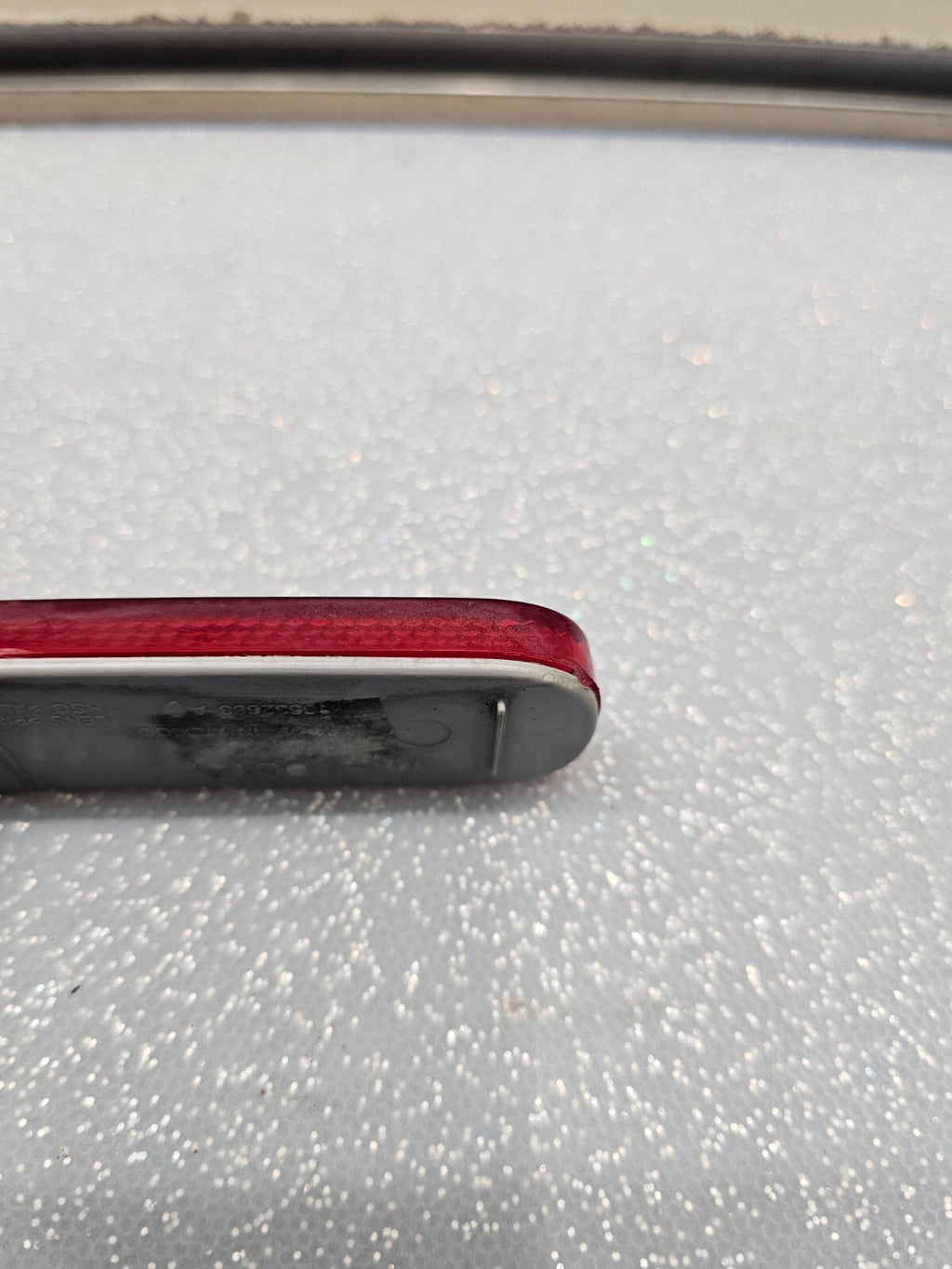 🔥06-11 CHEVROLET HHR REAR SIDE PASSENGER MARKER LIGHT ASSEMBLY REFLECTOR BUMPER