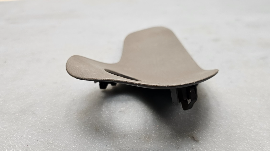 🔥1999-2007 silverado Suburban Sierra Front Side Door Inside Handle BEZEL TAN
