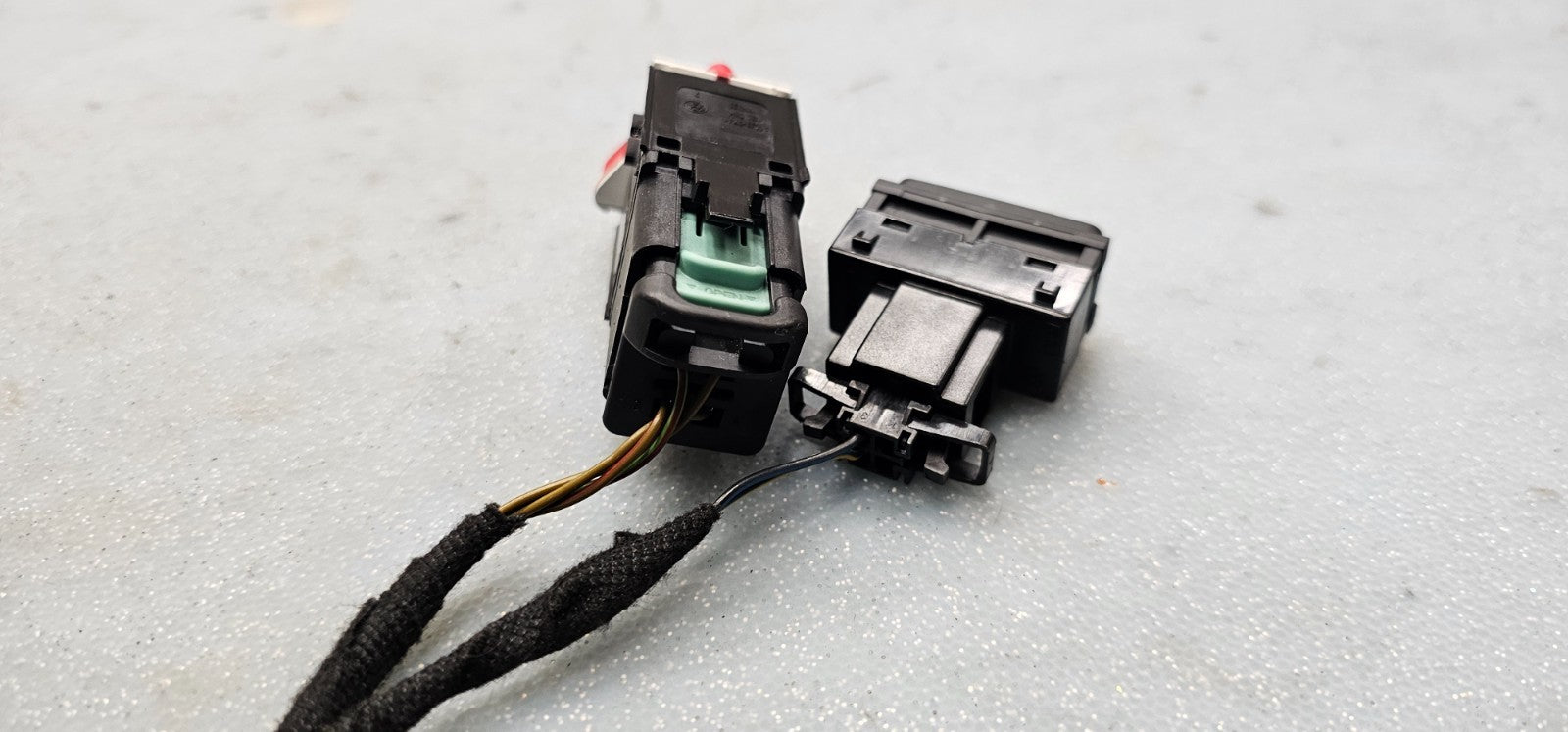 🔥05-10 VW Jetta Rabbit Hazard Button Switch GTI MK5 Genuine