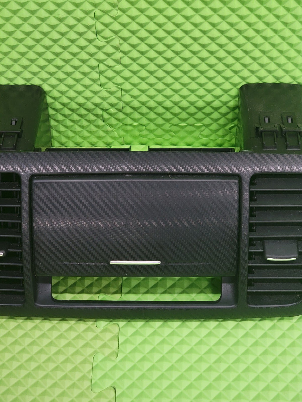 05-09 Subaru Legacy Outback Center Dash Trim Bezel Vents Storage Carbon OEM B31