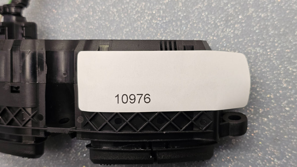 🔥00-04 Ford Focus AC Heater Climate Temperature Air Rear Defrost Dash Switch