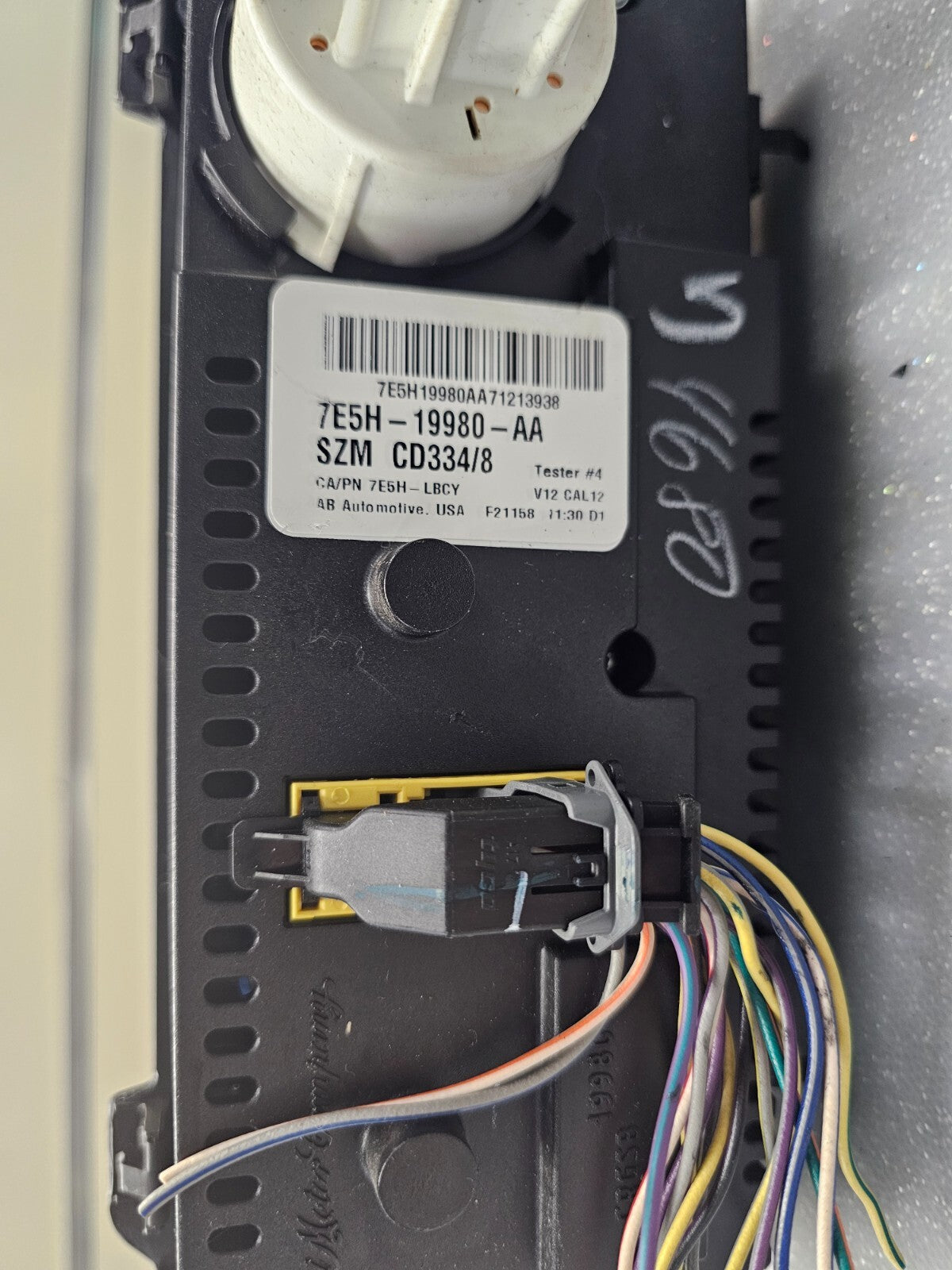 06-09 Ford Fusion Dash AC Heater Temperature Climate Control Air Conditioner OEM
