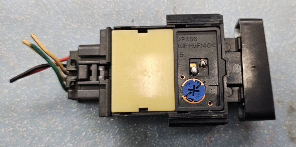 🔥03-08 Toyota Corolla Rear Window Defrost Button Control Switch  OEM