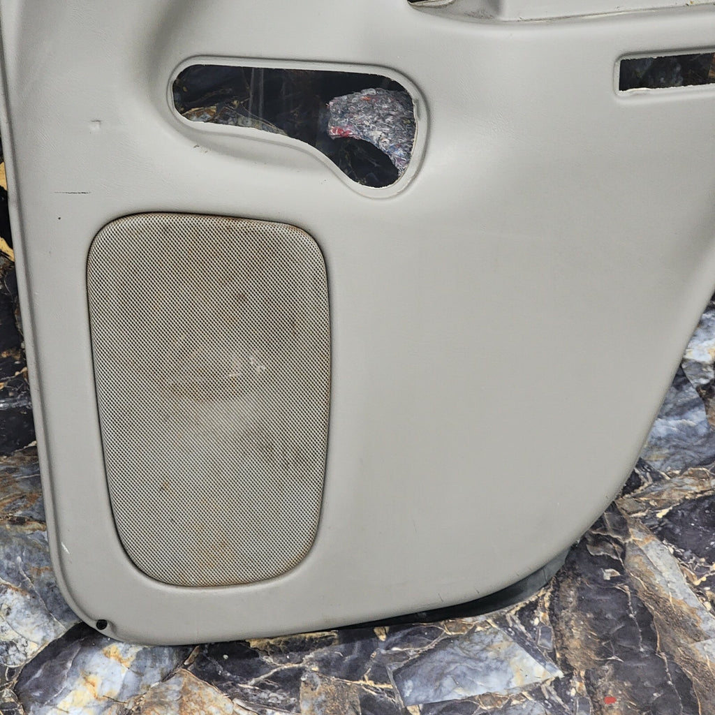 🔥99-06 Silverado SIERRA Door Panel Rear RIGHT /No Arm LIGHT GRAY G-H2 D7