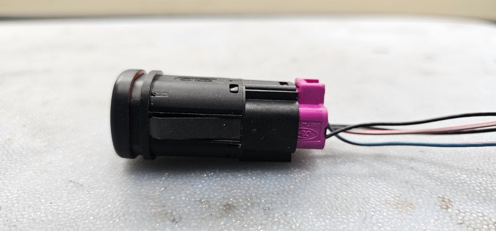 🔥01-07 Escape Hazard Light Emergency Flasher Switch Button Assembly Black