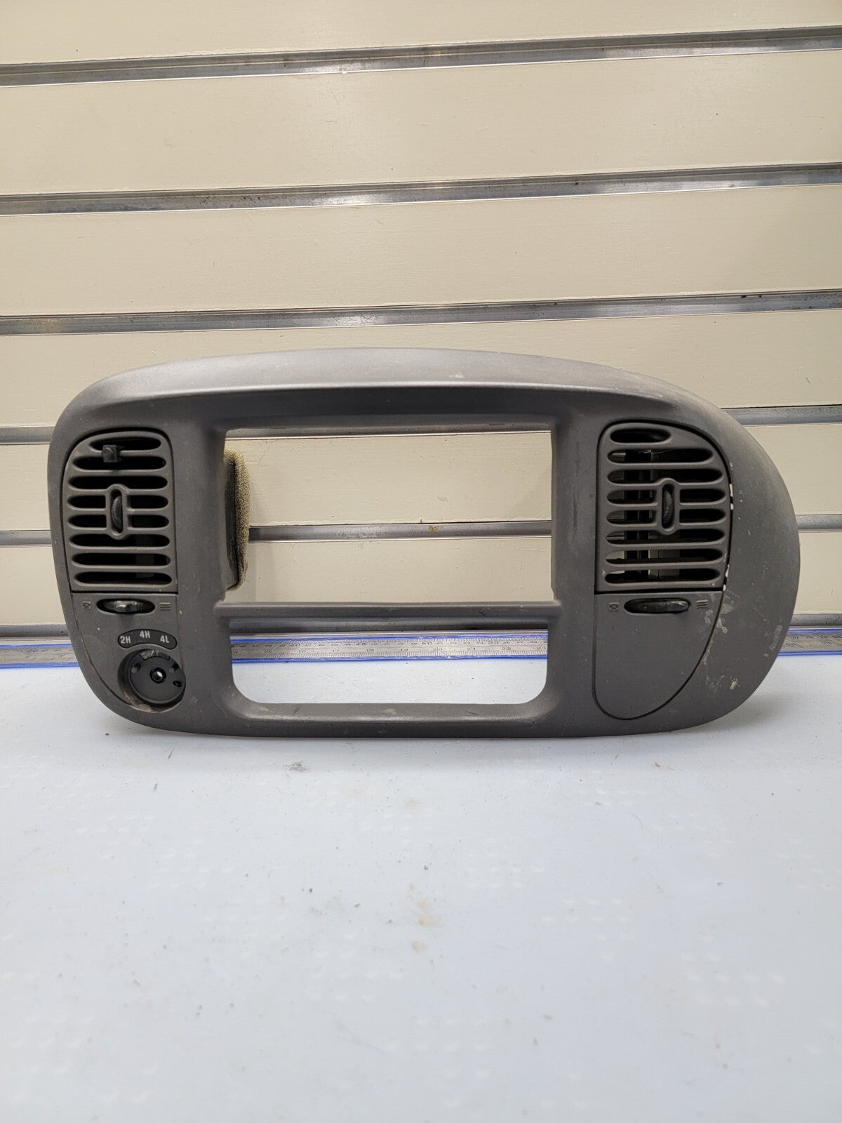🔥97-03 Ford F150 Center Dash Radio Climate Trim BEZEL Panel AIRBG Line GRAY