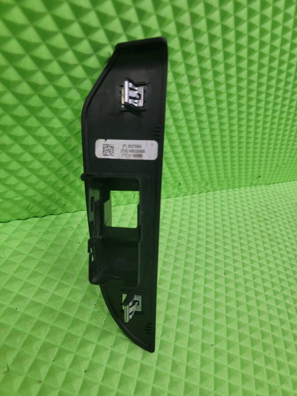 🔥07 - 13 Chevy saburban rear left Side Window Switch Bezel OEM Woodgrain WS5