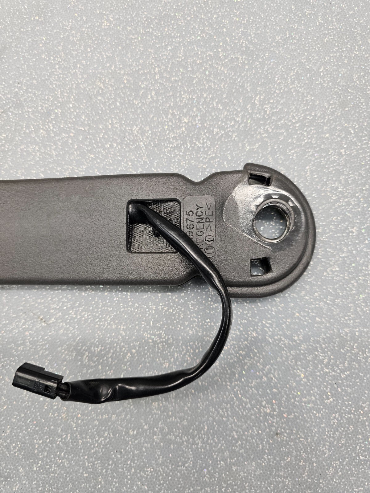 03-06 Escalade Chevy Silverado Tahoe Yukon Front LEFT RIGHT Seat Belt Buckle OEM