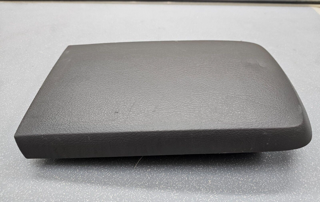 02-05 EXPLORER Mountaineer Center Console Lid Armrest Top Pad Cover Assembly DG