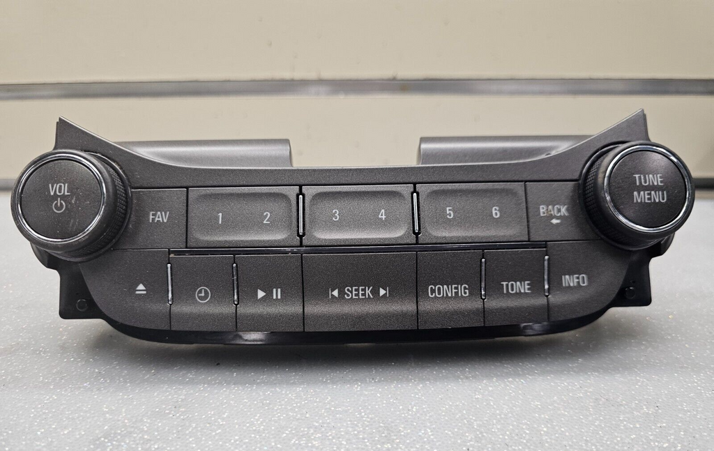 🔥13-15 Chevrolet Malibu Dash Front Center AM FM Radio Control Panel OEM