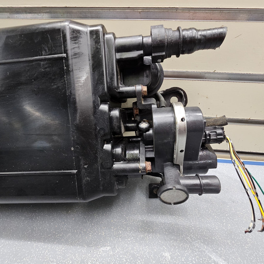 07-10 Toyota Sienna 3.5L V6 Lower Fuel Gas Vapor Charcoal Canister Assembly OEM
