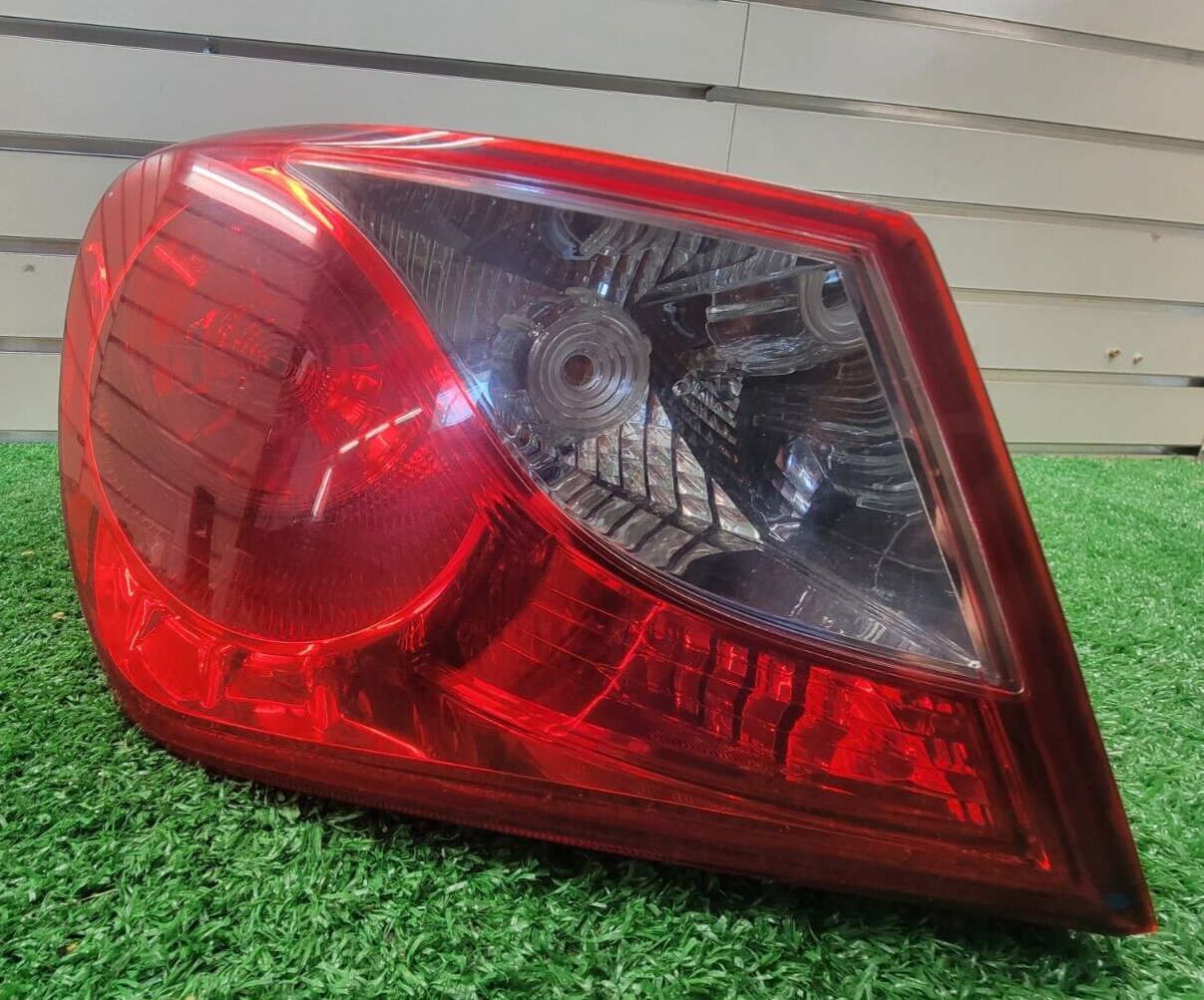 🔥2011-2014 Hyundai Sonata Tail Light Assembly Lamp Left Driver Chrome Outer
