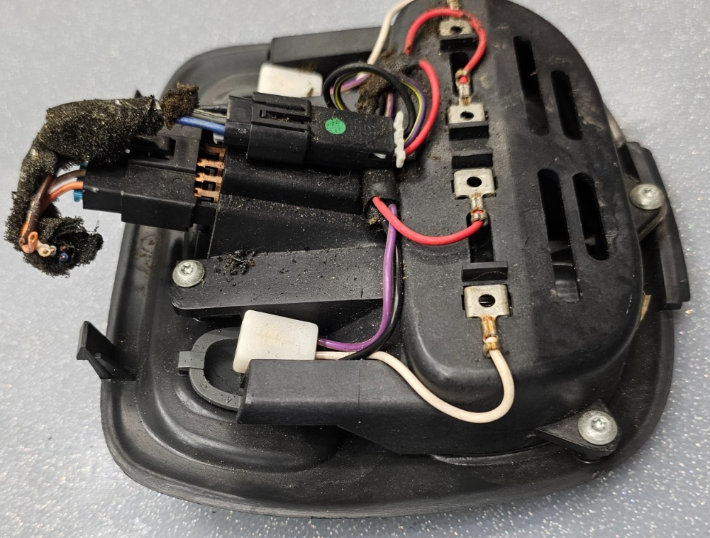 🔥01 Grand Prix GT Front Overhead Console Mounted Interior Dome Light Lamp black