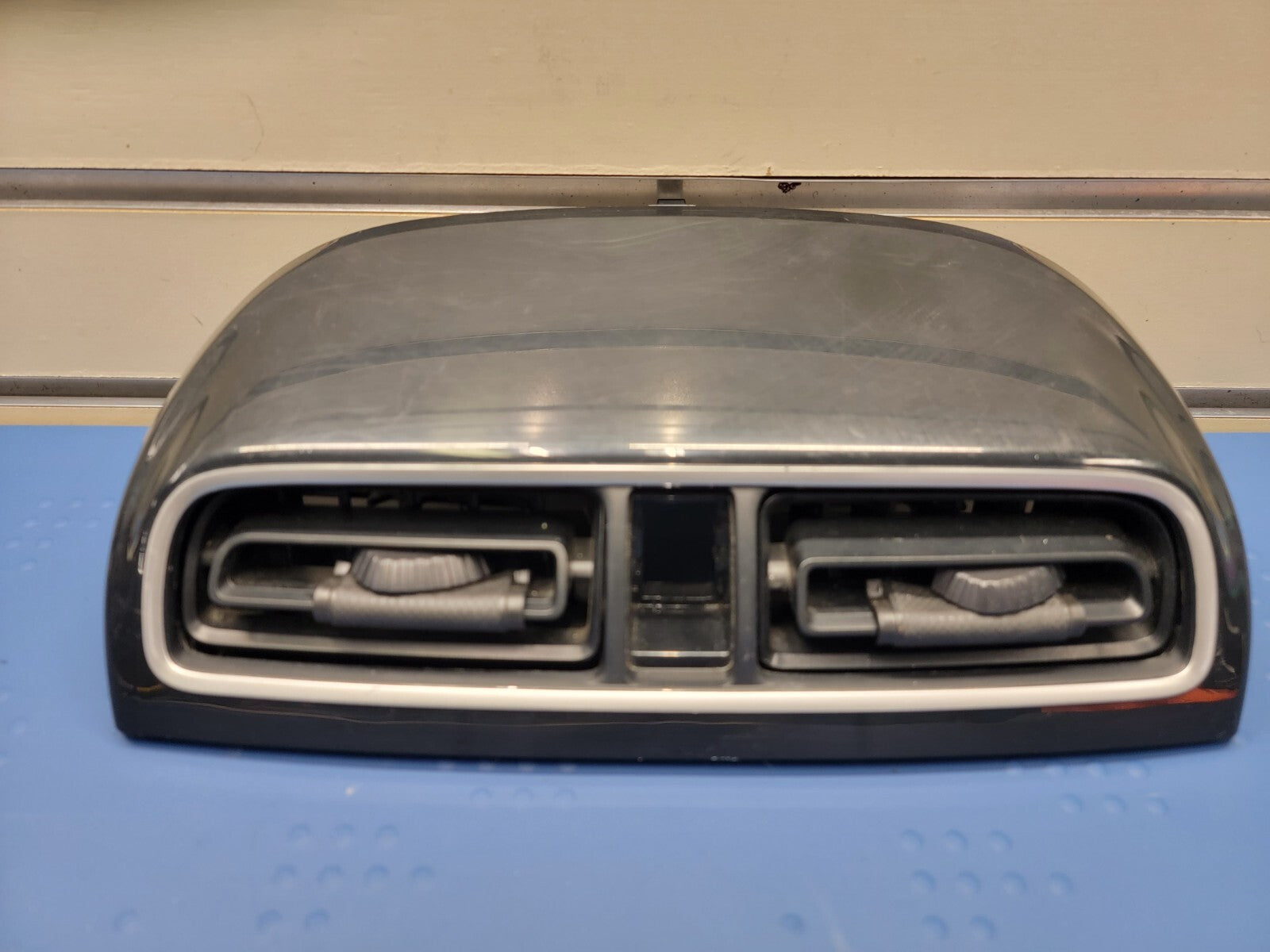 🔥07 - 09 Saturn Aura Air Vent Grille Nozzle Dash Board Switch Hazard Oem Grey