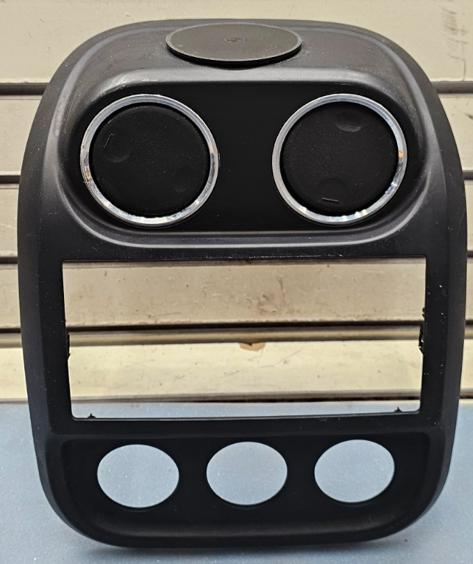 🔥10-16 Jeep Compass Patriot Center Dash Radio Climate Trim Bezel Panel BLACK