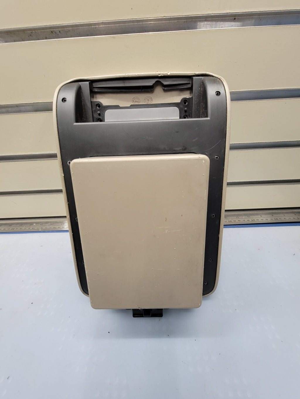 🔥 2004-2010 Toyota Sienna Center Console Lid Armrest Arm Rest Cover Tan