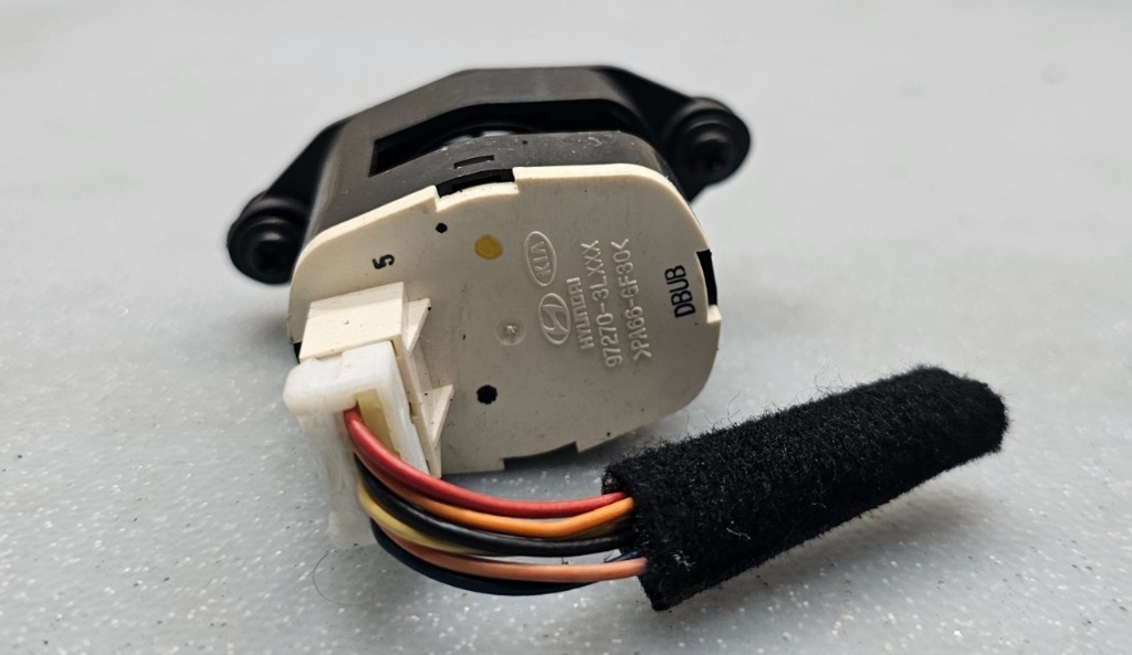 🔥2006-2012 Hyundai Azera Veracruz Temperature Sensor-In Car BLACK