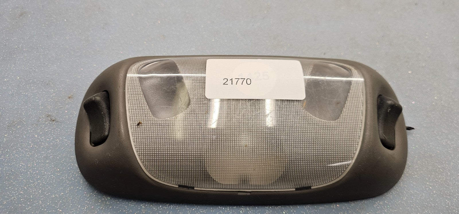 🔥97-07 Ford F150 F250 F350 Super Duty Excursion Dome Light Lamp Overhead Tan