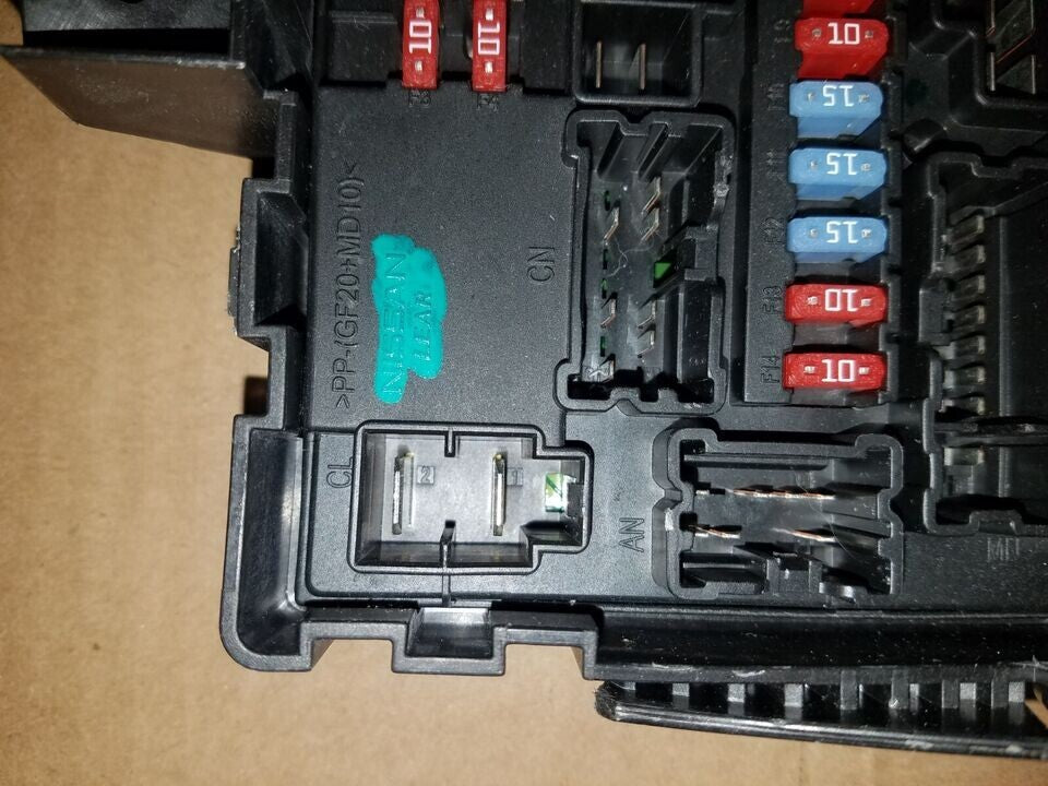 06-15 NISSAN PATHFINDER ARMADA IPDM CONTROLLER ENGINE FUSE BOX RELAY BLOCK PANEL