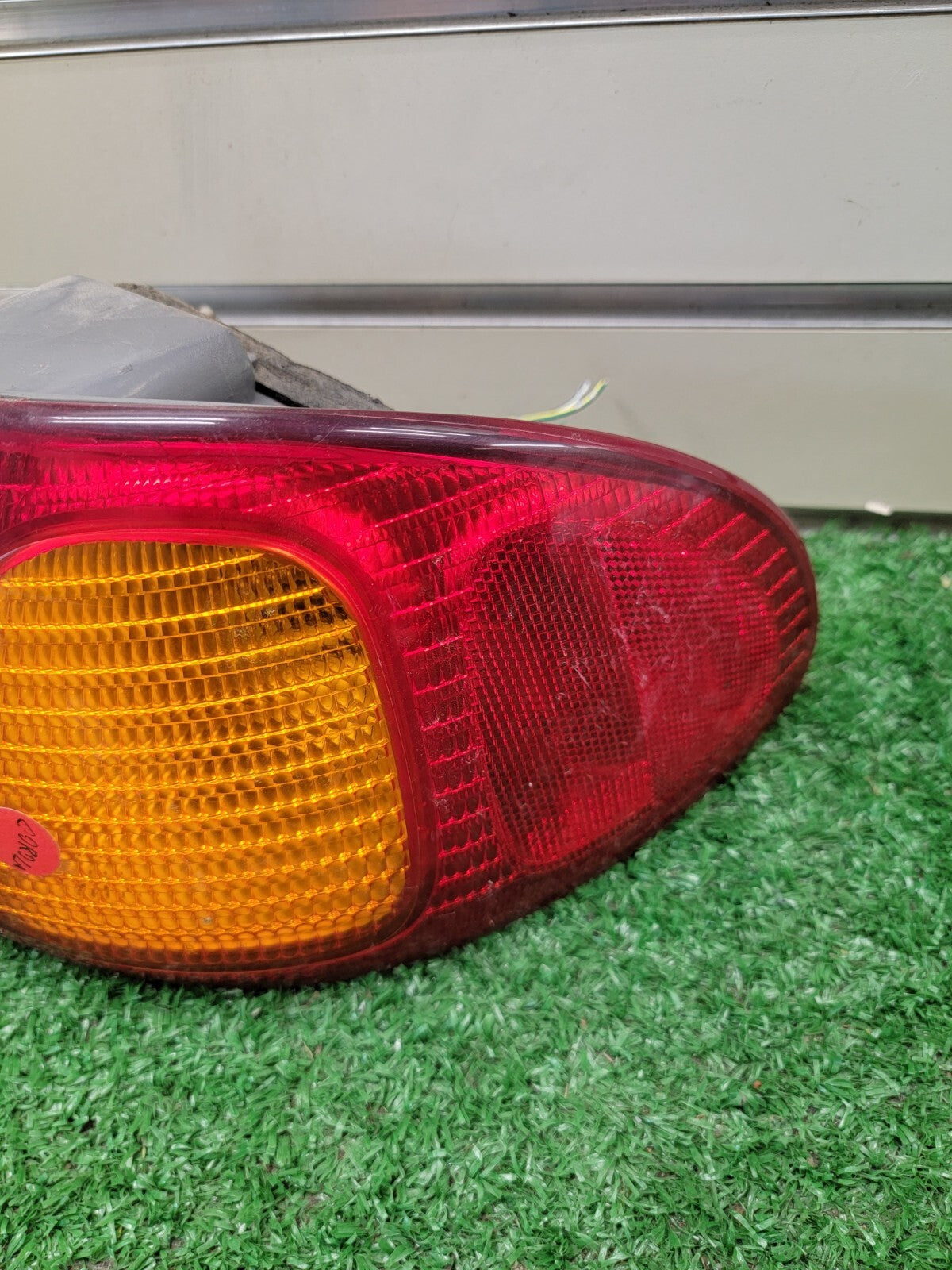 🔥1998-2002 Toyota Corolla Tail Light Assembly Lamp Left Driver Chrome OEM