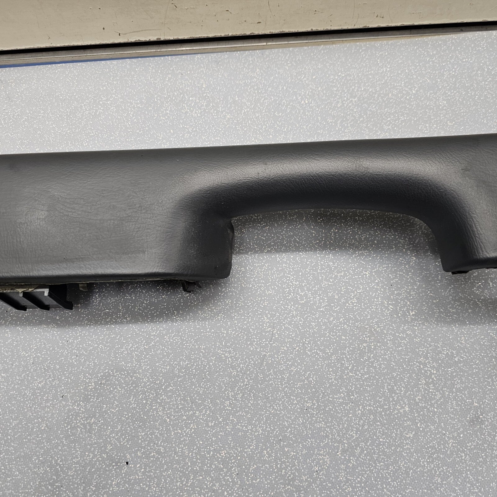 🔥99-06 Chevrolet GMC SilveradoTahoe Rear RIGHT Door Armrest Handle GRAPHITE H3