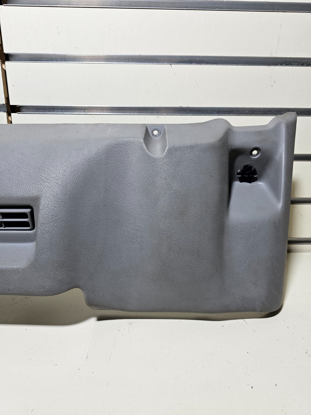 🔥95-99 CHEVY GMC TRUCK CK INSTRUMENT PANEL DASH KNEE BOLSTER PANEL GRAY OEM