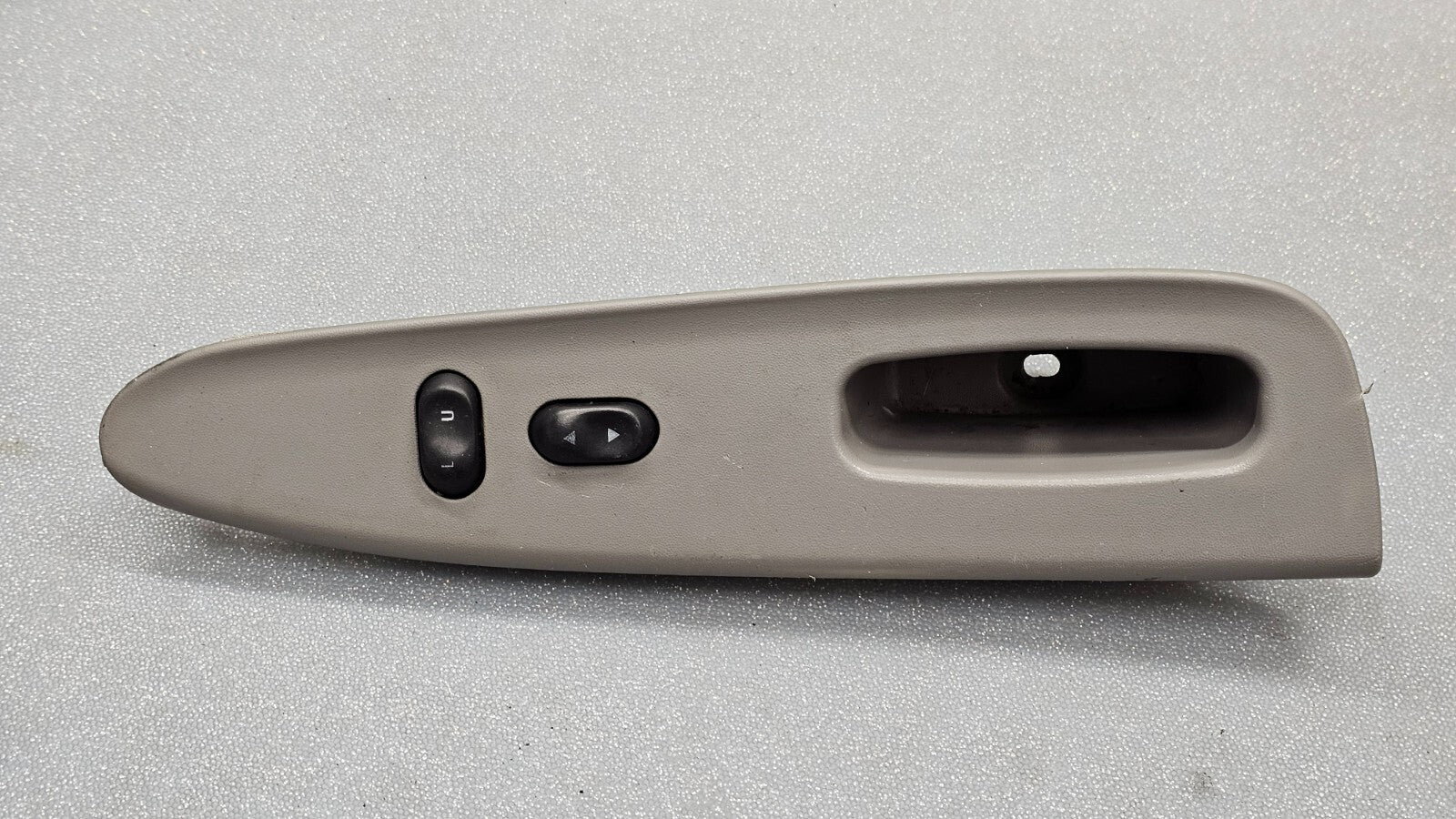 97 98 99 00 01 02 Ford Escort  Right Front Window Switch