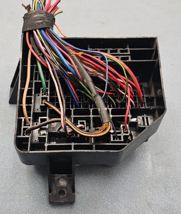 94-97 Dodge Ram Fuse Box Power Body Control Module Relay Under Dash Junction Box