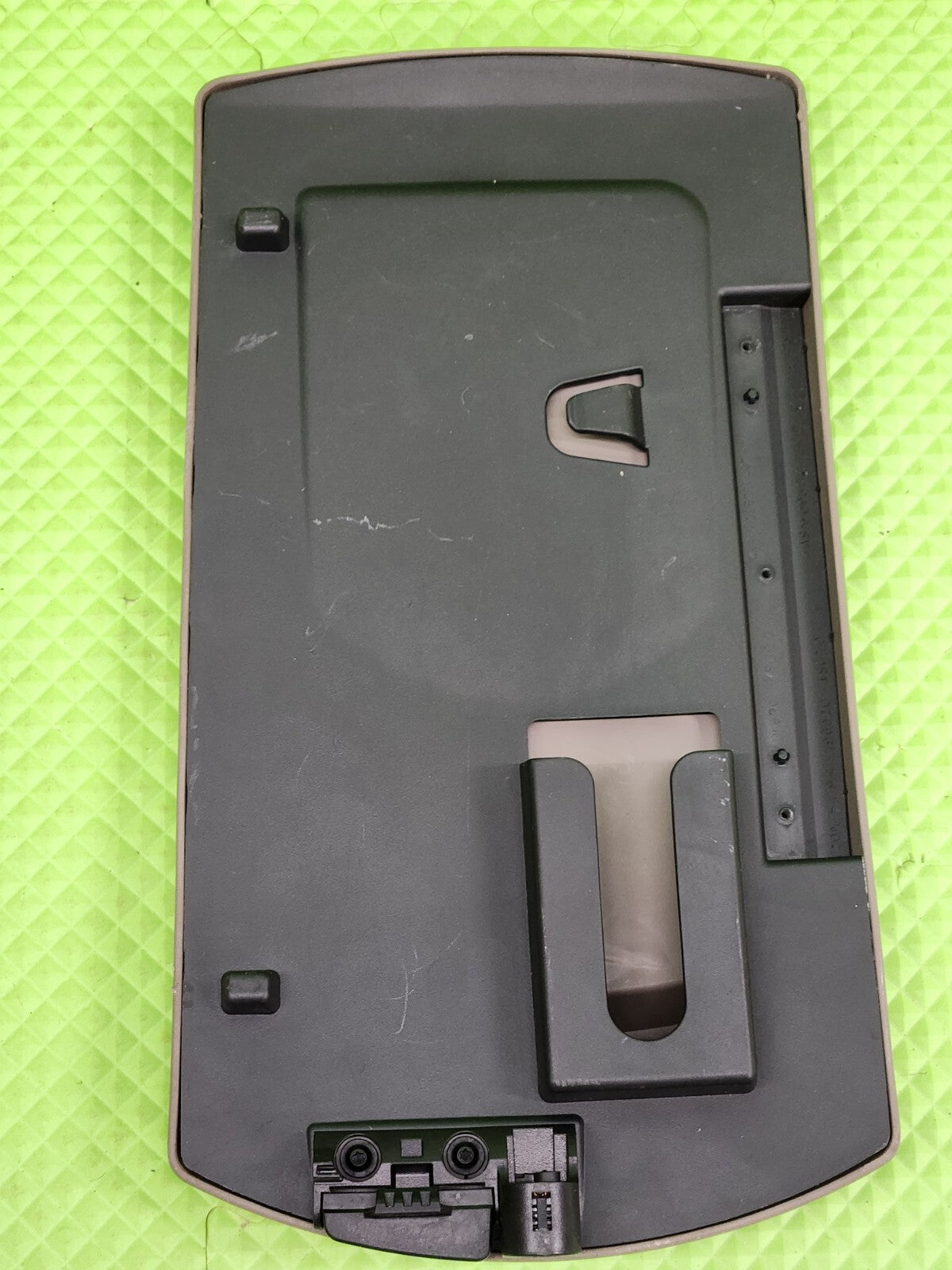 04-07 NISSAN ARMADA TITAN ARMREST CENTER CONSOLE ARM REST LID OEM TAN-BLACK