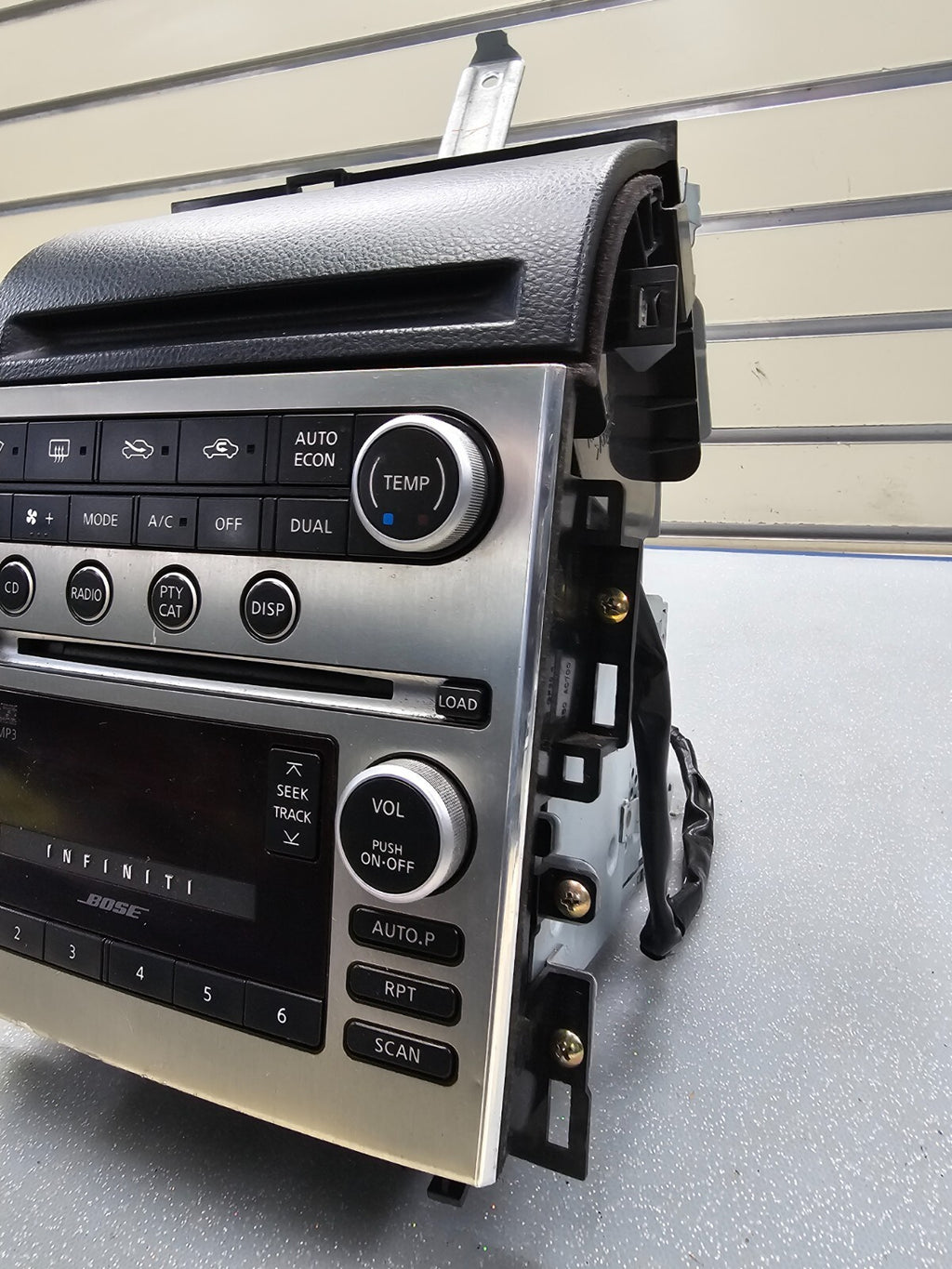 🔥06-07 Infiniti G35 V36 Audio Equipment Radio Receiver  AM-FM-CD 2 Door OEM