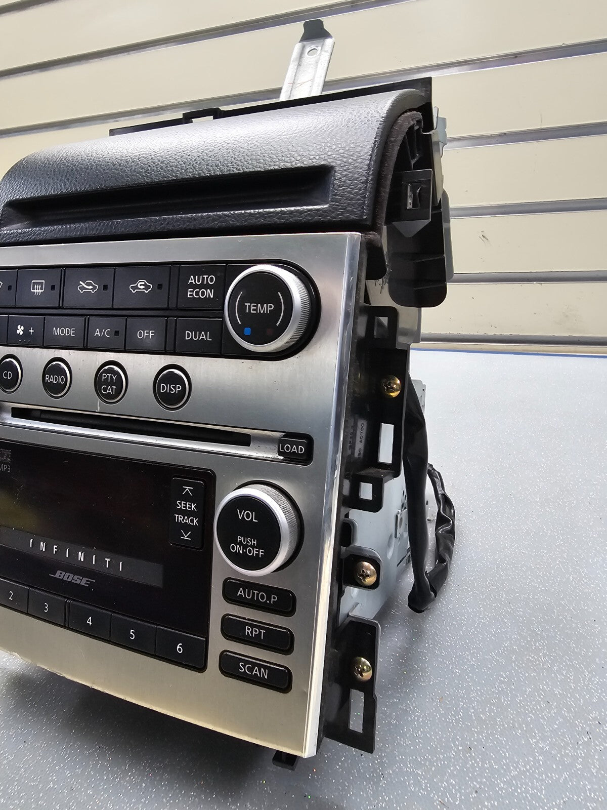 🔥06-07 Infiniti G35 V36 Audio Equipment Radio Receiver  AM-FM-CD 2 Door OEM