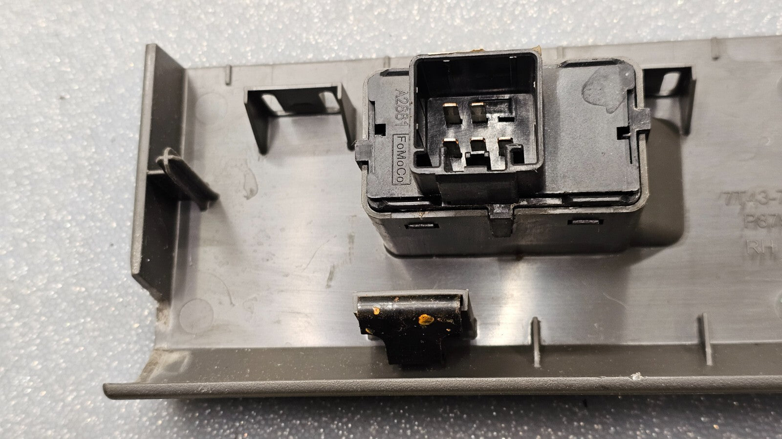 🔥07-10 FORD EDGE RIGHT PASSENGER FRONT DOOR WINDOW SWITCH DK TAN OEM