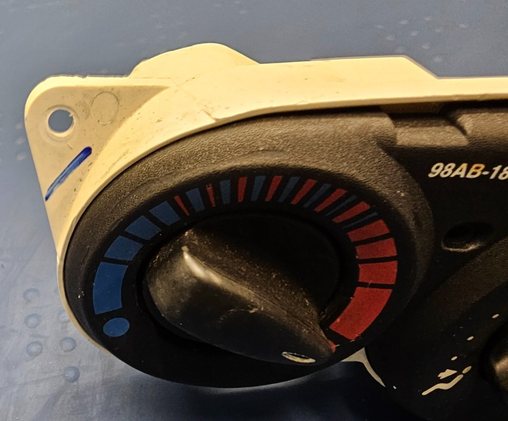 🔥00-07 Ford Focus Climate Control Dash AC A/C Heater Temperature HVAC Panel